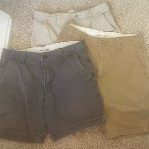 3 pair Old Navy straight lived in khaki men’s shorts size 28